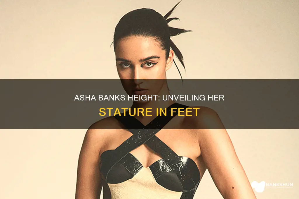how tall is asha banks in feet