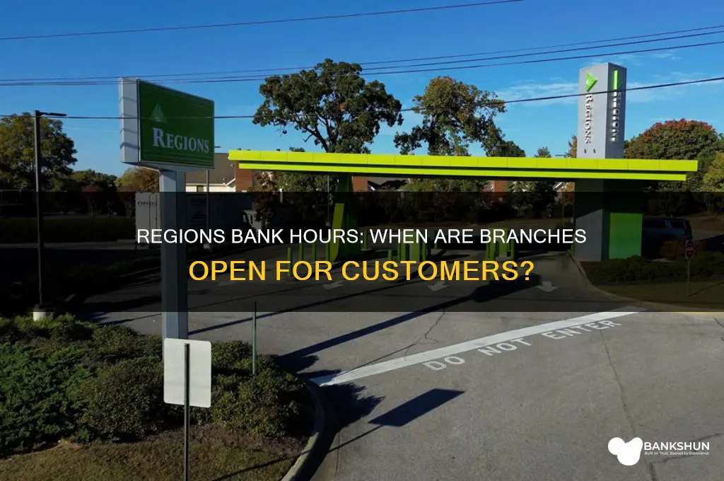 what are the hours for regions bank